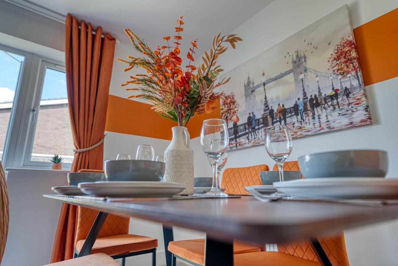 Luxurious Birmingham Home Private Parking Wifi - Near To Nec And Qeh Екстериор снимка
