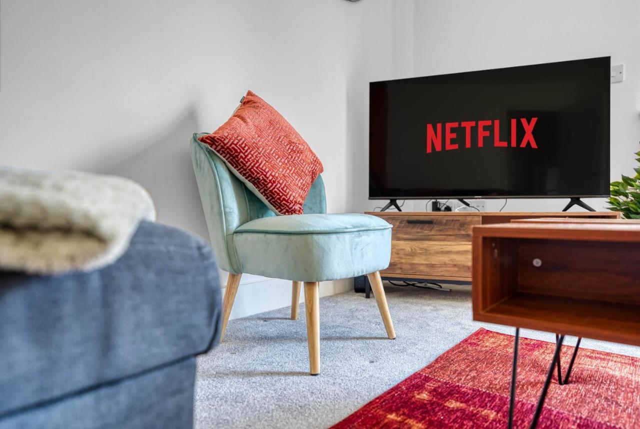 Luxurious Birmingham Home Private Parking Wifi - Near To Nec And Qeh Екстериор снимка