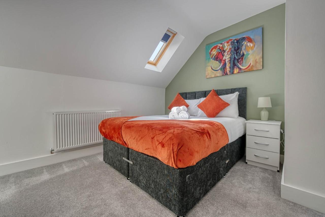 Luxurious Birmingham Home Private Parking Wifi - Near To Nec And Qeh Екстериор снимка