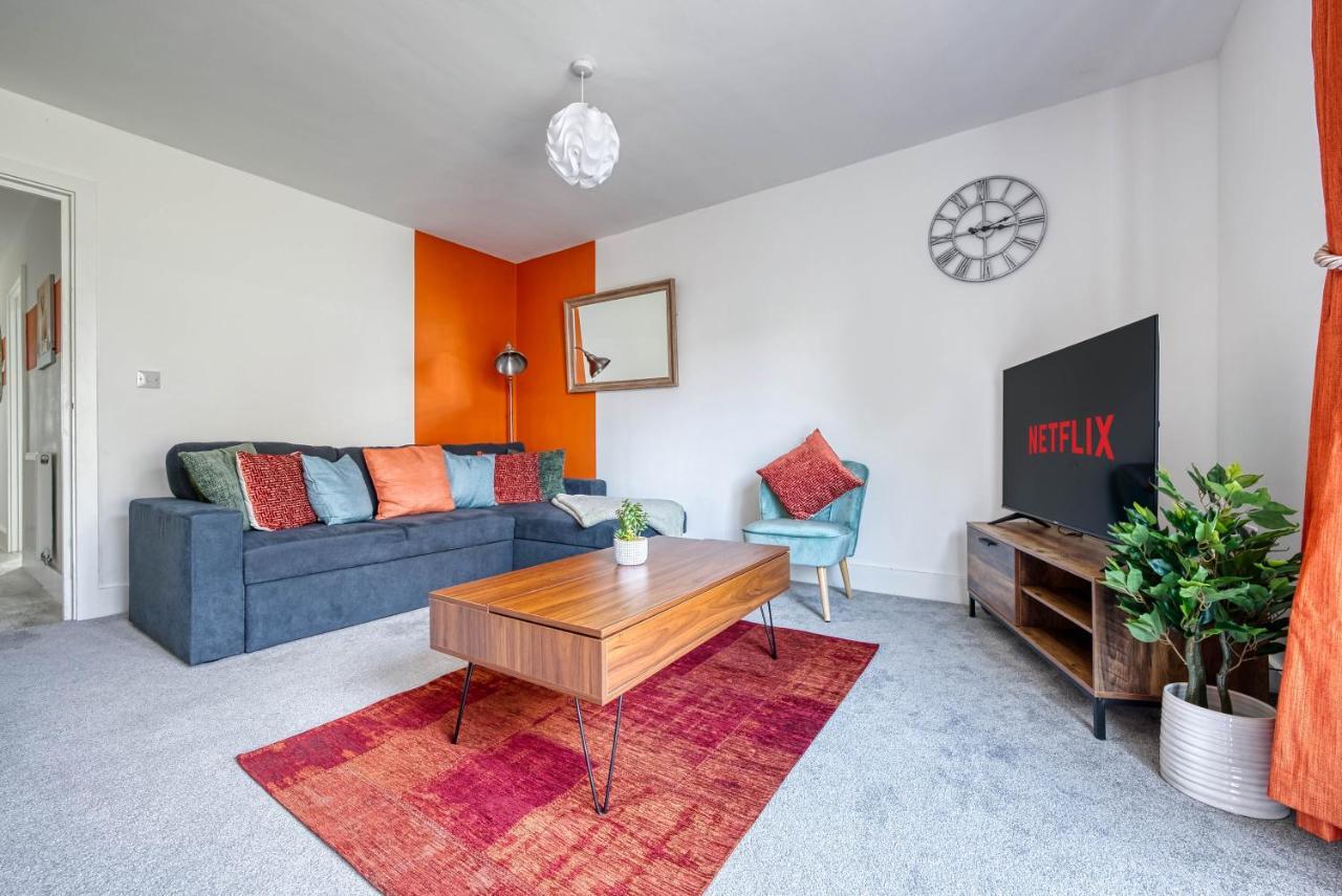 Luxurious Birmingham Home Private Parking Wifi - Near To Nec And Qeh Екстериор снимка